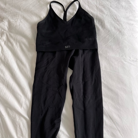 Set Active Full Leggings and Crop Set - Picture 3 of 3